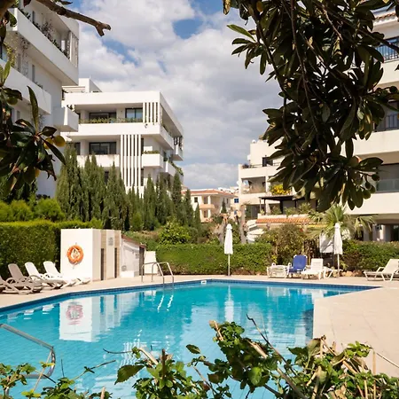 Byzantium Retreat 1br, Paphos, Near Faros *