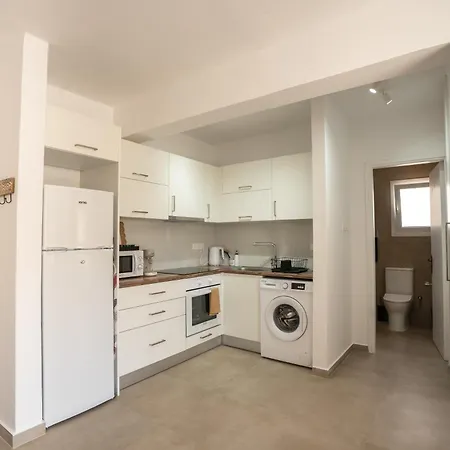 Byzantium Retreat 1br, Paphos, Near Faros Apartamento